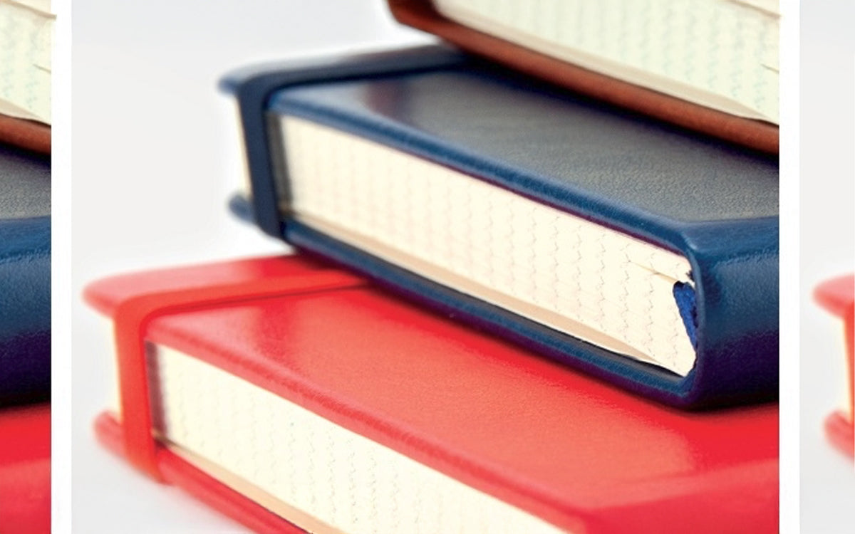 Як обрати записну книгу на подарунок?